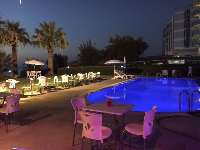 Art Beach Hotel Guzelcamlı Εξωτερικό φωτογραφία